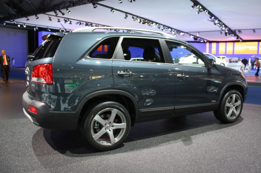  Kia Sorento 2010 года  (фото 75 из 238)